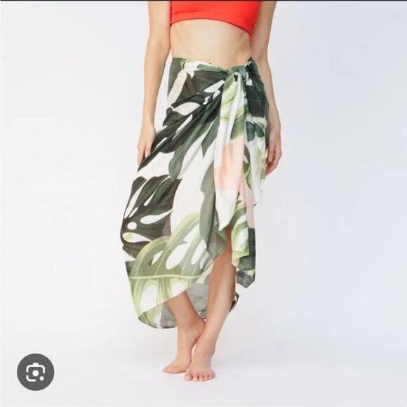 Virginia Wolf Monstera Multipurpose Beach Swim Wrap Dress Cover Up - Picture 2 of 11